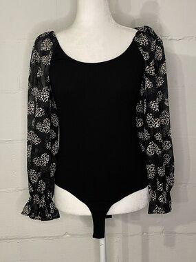 Black Floral Puff-Sleeve Ribbed Bodysuit